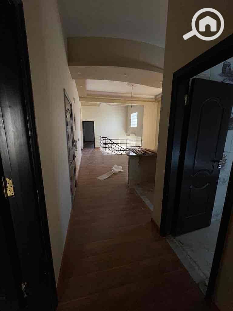 15 03d28171-3d52-4b9e-bf47-7285f2f6de8d. jpg