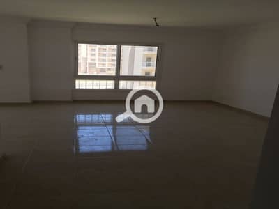 3 Bedroom Flat for Sale in Madinaty, Cairo - 6c7b3fa9-03db-4ec3-b204-dc3c031f0399. jpg 3 Bedroom Flat for Sale in Madinaty, Cairo - 6c7b3fa9-03db-4ec3-b204-dc3c031f0399. jpg
