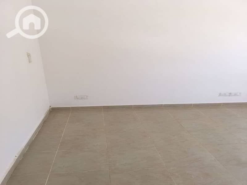 3 2f1609a0-51aa-4862-ac6d-70c7e93a4b1d. jpg