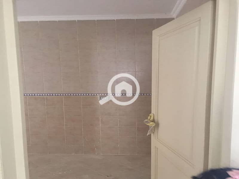 6 61b6055c-1686-43e2-92e7-0ef71860bb2c. jpg