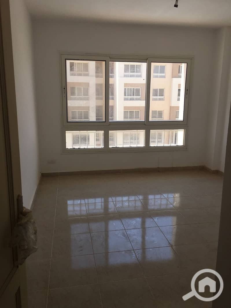 10 8098f006-4db8-4260-9e2e-847ce8eca640. jpg