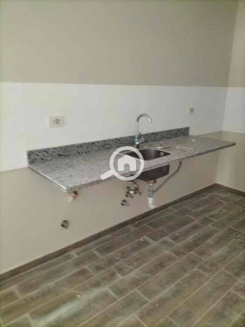 14 ba0e0a52-5e9f-48f7-abf7-148f7de9c7ee. jpg