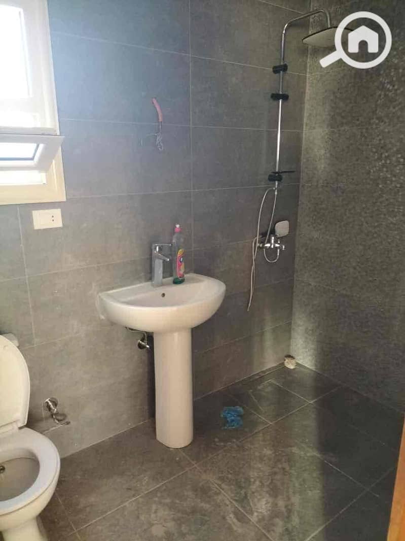 15 3df01e91-57cf-46ca-aeb1-5143db2294fa. jpg