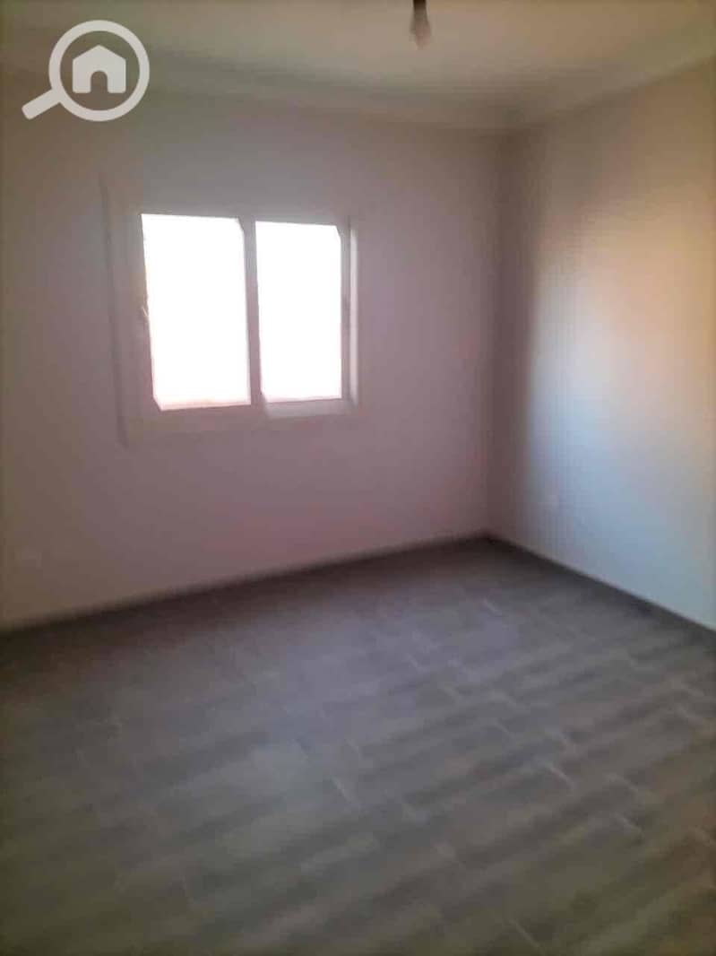 16 d904ed43-a688-49e2-943d-eb85a16003a4. jpg