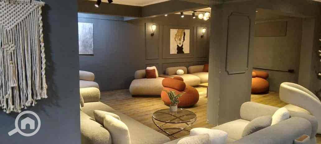 14 ca21f3aa-47a0-4ebd-a913-6457ac08d79e. jpg