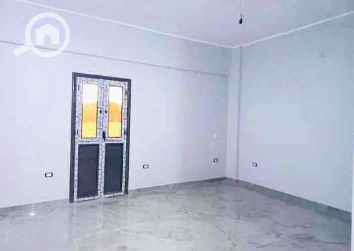 8 d6459ed6-1d03-4e3a-adbd-faeeea896afb. jpg