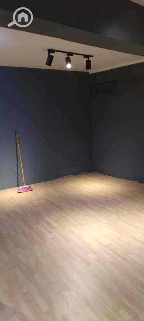 43 ef623ddb-d98d-44a7-a539-421efe34905f. jpg