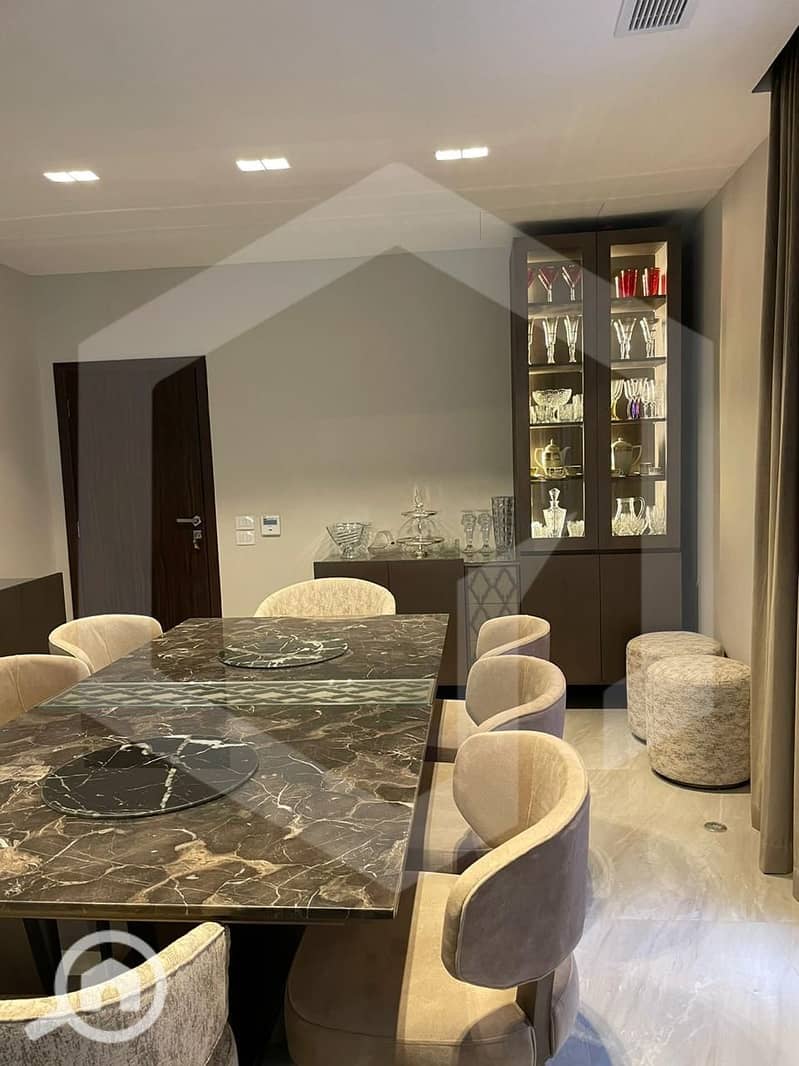 9 Royal Meadows 9. jpg