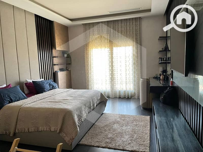 12 Royal Meadows 12. jpg