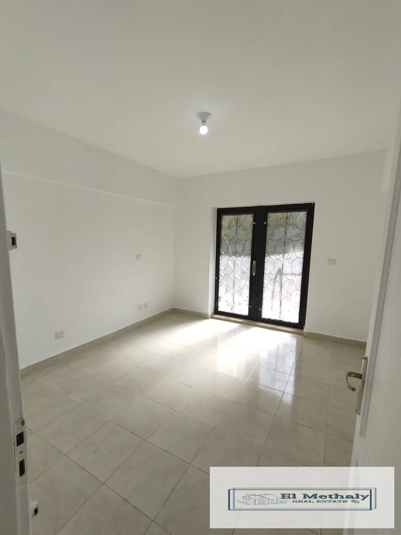 3 5b996c7b-400b-480e-9d7c-0fe971569e9e. jpg