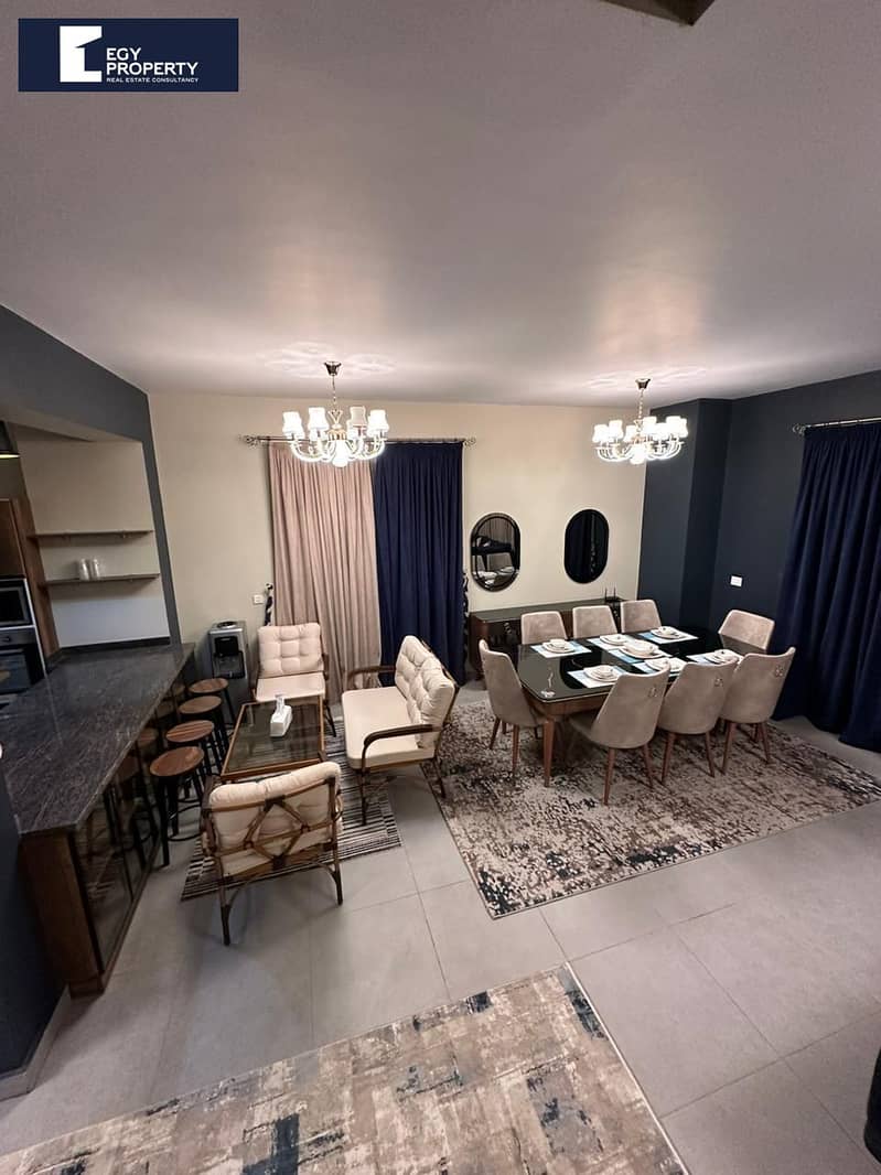 4 _files_afcab6ff-0772-4547-9bd1-fef27772638c. jpeg