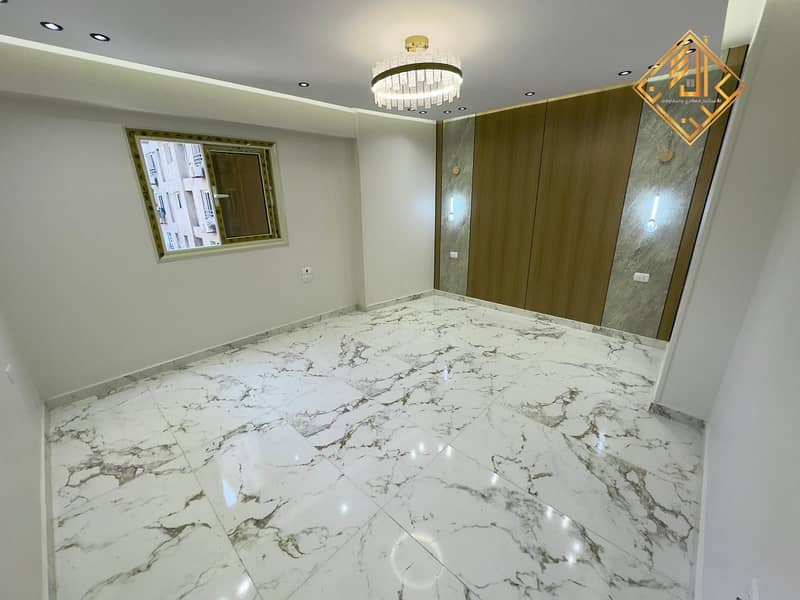 8 WhatsApp Image 2025-11-09 at 21.11. 41 (1). jpeg