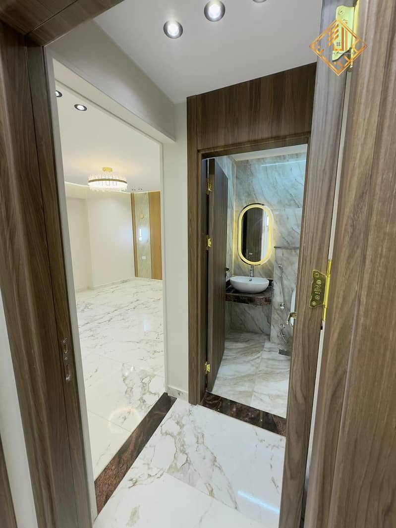 11 WhatsApp Image 2025-11-09 at 21.11. 42 (1). jpeg