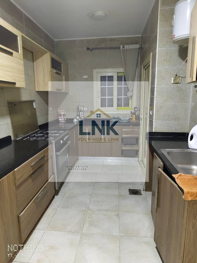 23 edc44a0c-6526-4d0c-8246-ef44221c9158. jpg