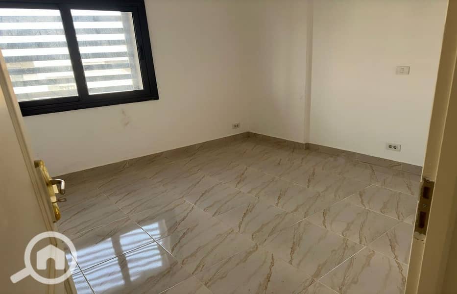 5 179383d9-ef71-4594-b678-99d07a69b2b4. jpeg