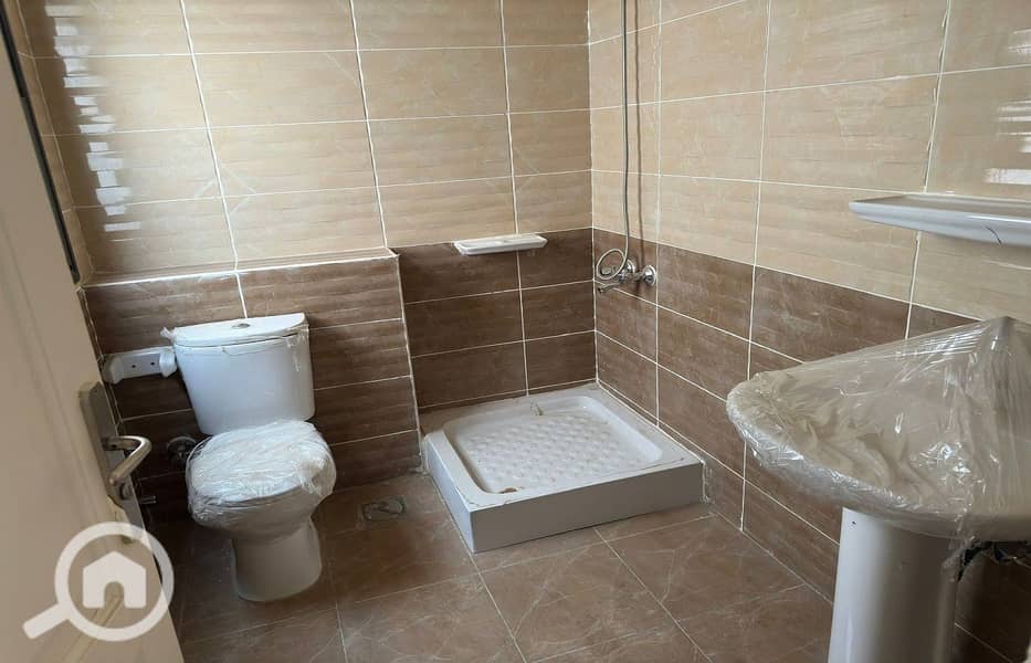 10 c5a346b6-5377-491d-bbc3-0809ac76817d. jpeg