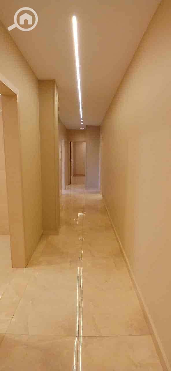 3 073f7bdc-e8b8-4e2a-81a4-6b3c50cb0f41. jpg