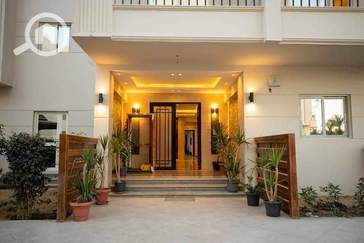 4 7531c392-5ef6-414e-8834-858682df7243. jpg