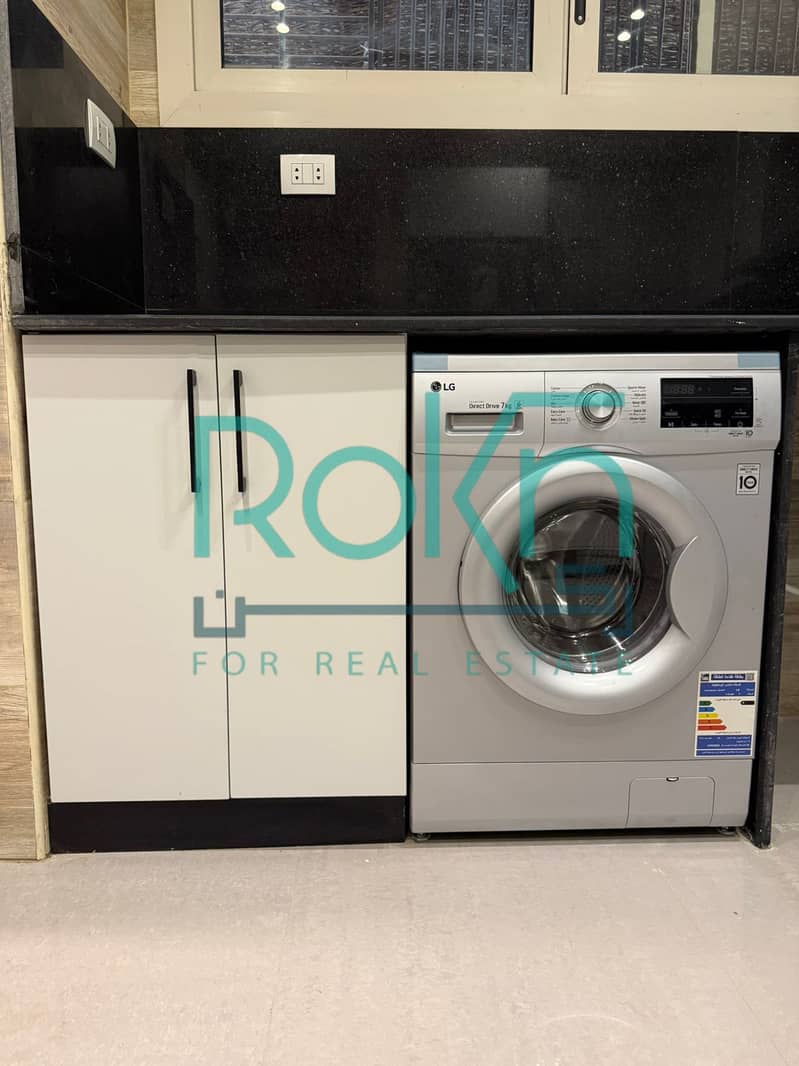 10 e023ea69-d7bb-4690-8538-f9293b1b98d3. jpg