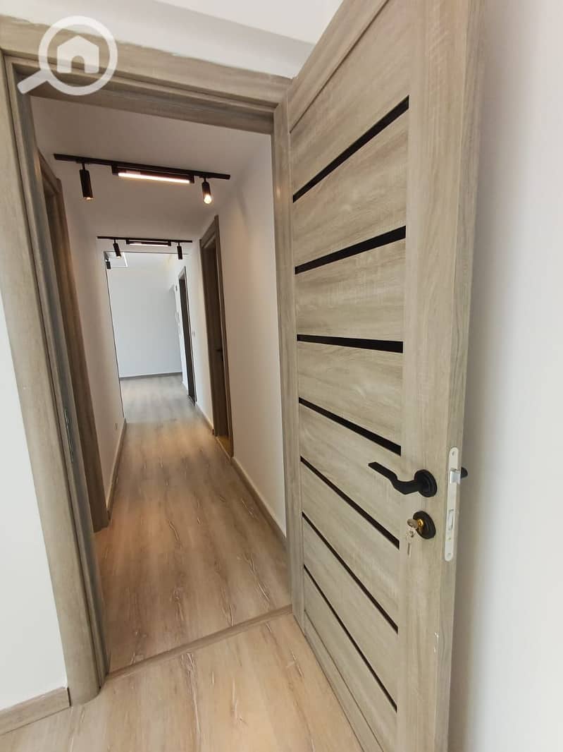 6 WhatsApp Image 2026-01-21 at 12.44. 42 PM (1). jpeg