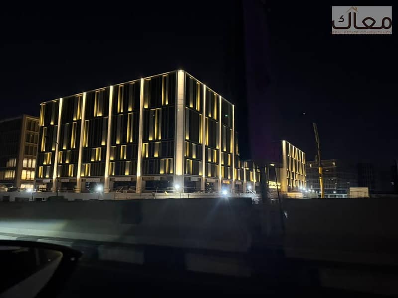 5 af25c46b-0d1e-49f9-8360-a521c9262a6a. jpg