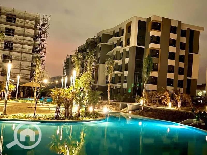 10 81d1b6cc-6a2e-444b-a7da-ec07d8799ab8. jpeg