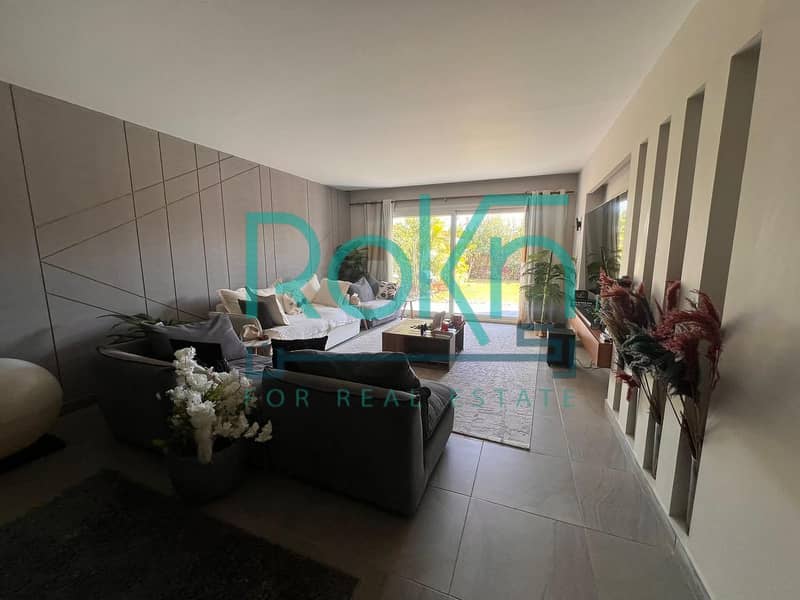 10 f5082a83-d149-4324-89ad-f7238f01b82a. jpg