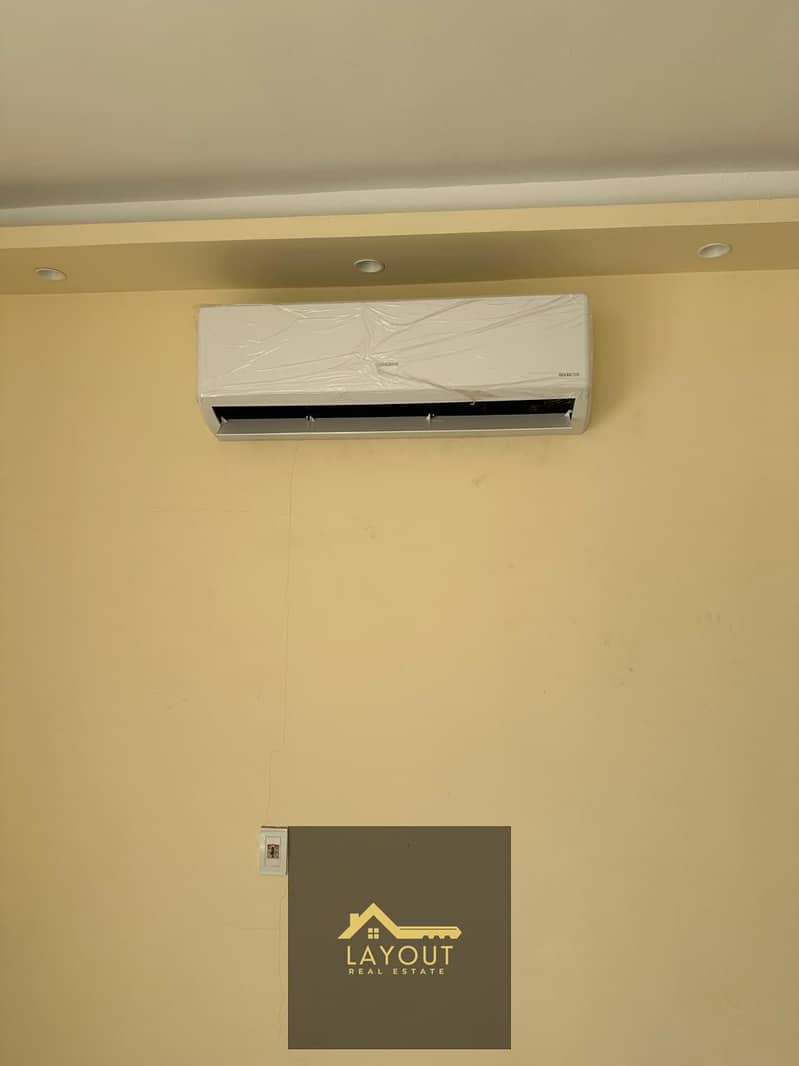 6 8650ef73-52e5-40eb-b932-cb521015b486. jpg