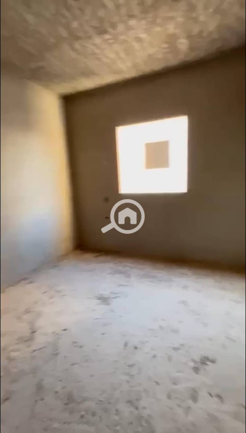 3 b4415f6e-5567-49d9-a6d2-f1c012d81cbf. jpg