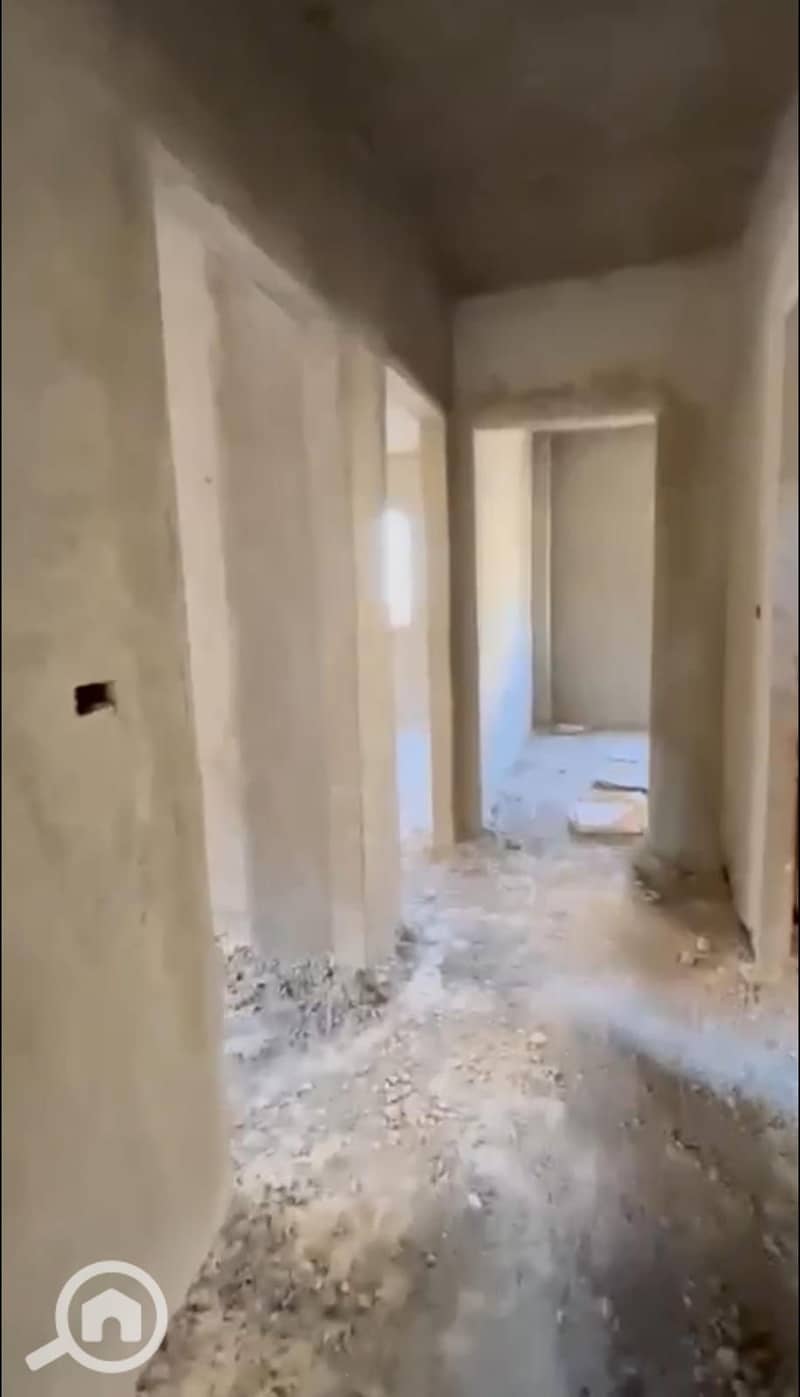 6 f5cdc80d-95be-4498-a486-09d9a8e0bcc3. jpg