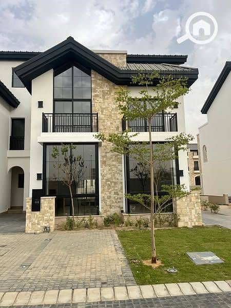 8 502412060_3276201679185053_8535537677091670396_n. jpg