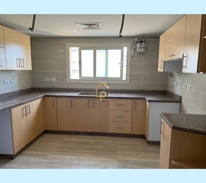 2 WhatsApp Image 2026-01-17 at 4.28. 19 PM. jpg