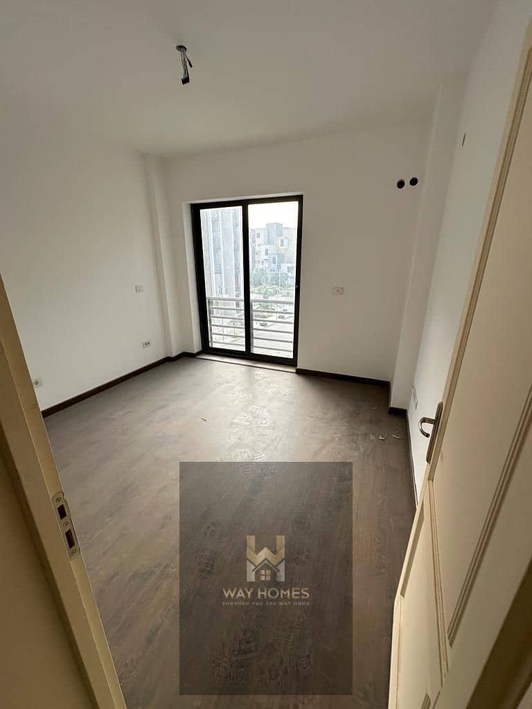 4 WhatsApp Image 2026-01-21 at 14.35. 23 (1). jpeg