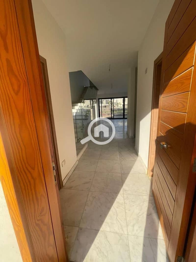 2 WhatsApp Image 2025-06-11 at 4.42. 14 PM (1). jpeg