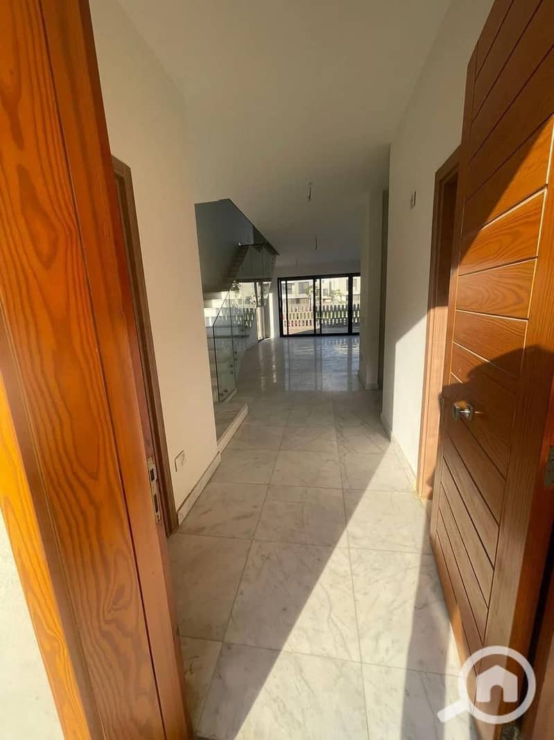 10 WhatsApp Image 2025-06-11 at 4.42. 14 PM (1). jpeg