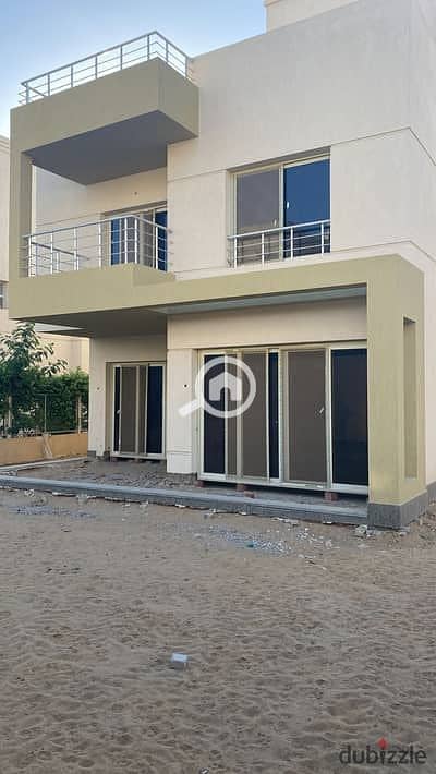 4 Bedroom Apartment for Sale in 6th of October, Giza - 130660210-400x300. jpeg