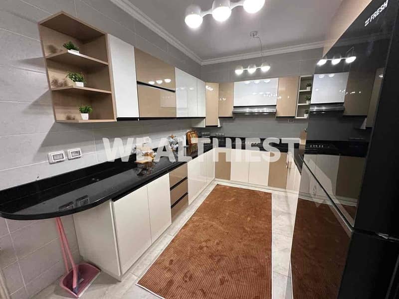 9 5fc16fc5-fe28-4355-8f96-40394394e5e6. jpg