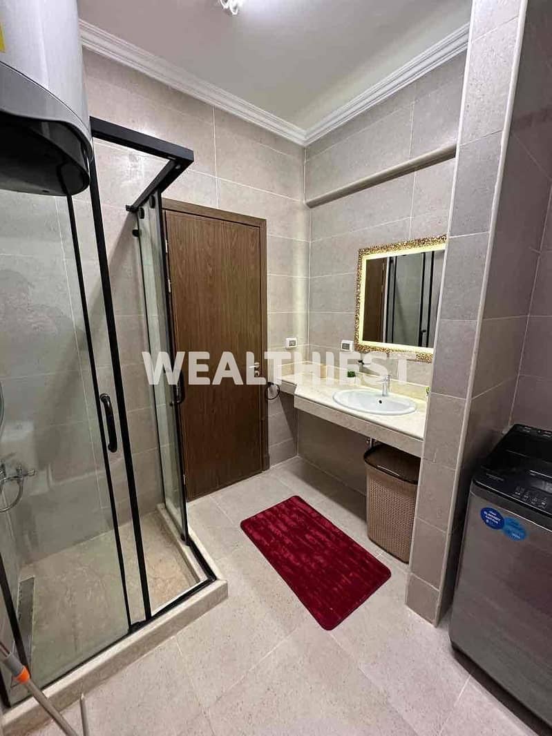 11 b59b5ae8-ecc8-445e-b9cf-0f3527f3f712. jpg