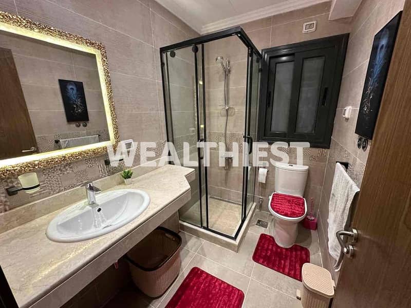 12 bc81b695-7168-4601-9325-def2620d7c4e. jpg