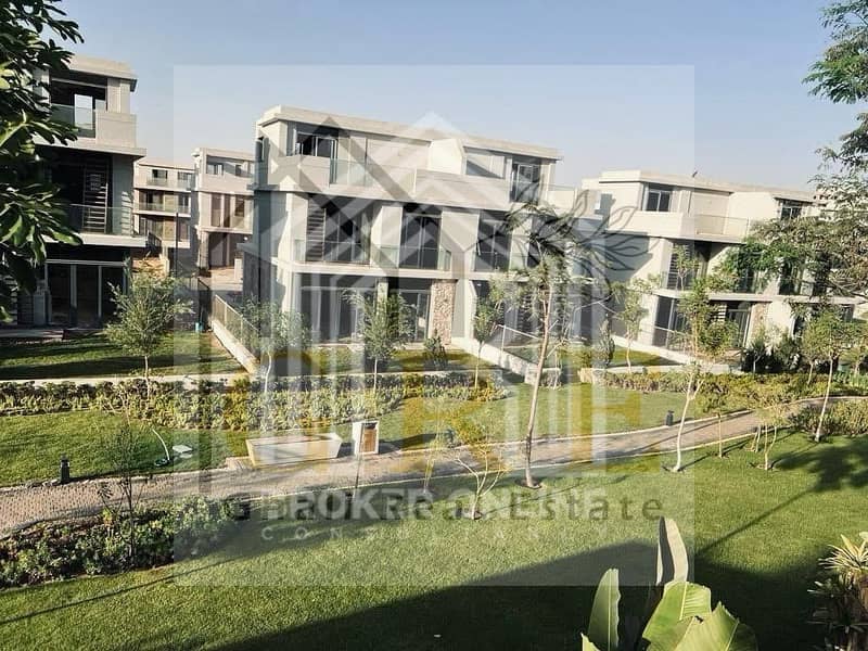 8 e7d47dce-c3ed-4022-ae79-620002f20cd8. jpg