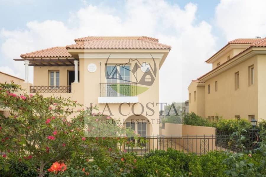 8 Hyde park live photos_page-0011. jpg