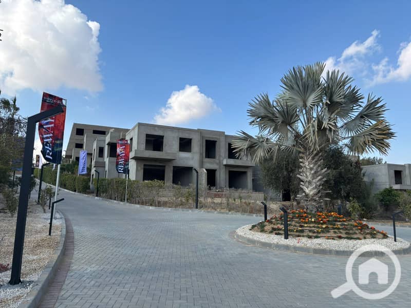 13 be970210-aae5-4ee5-9f5d-3f451805e304. jpg