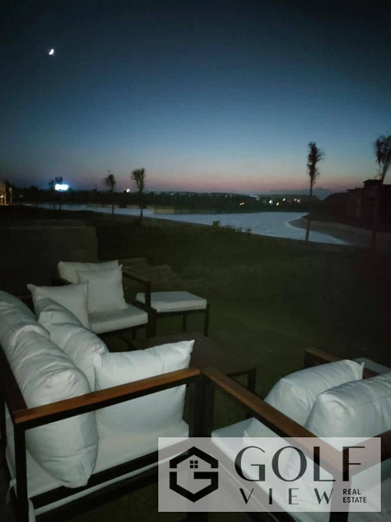 2 02eaeee9-7135-439e-bb28-ac915a48a13a. jpg