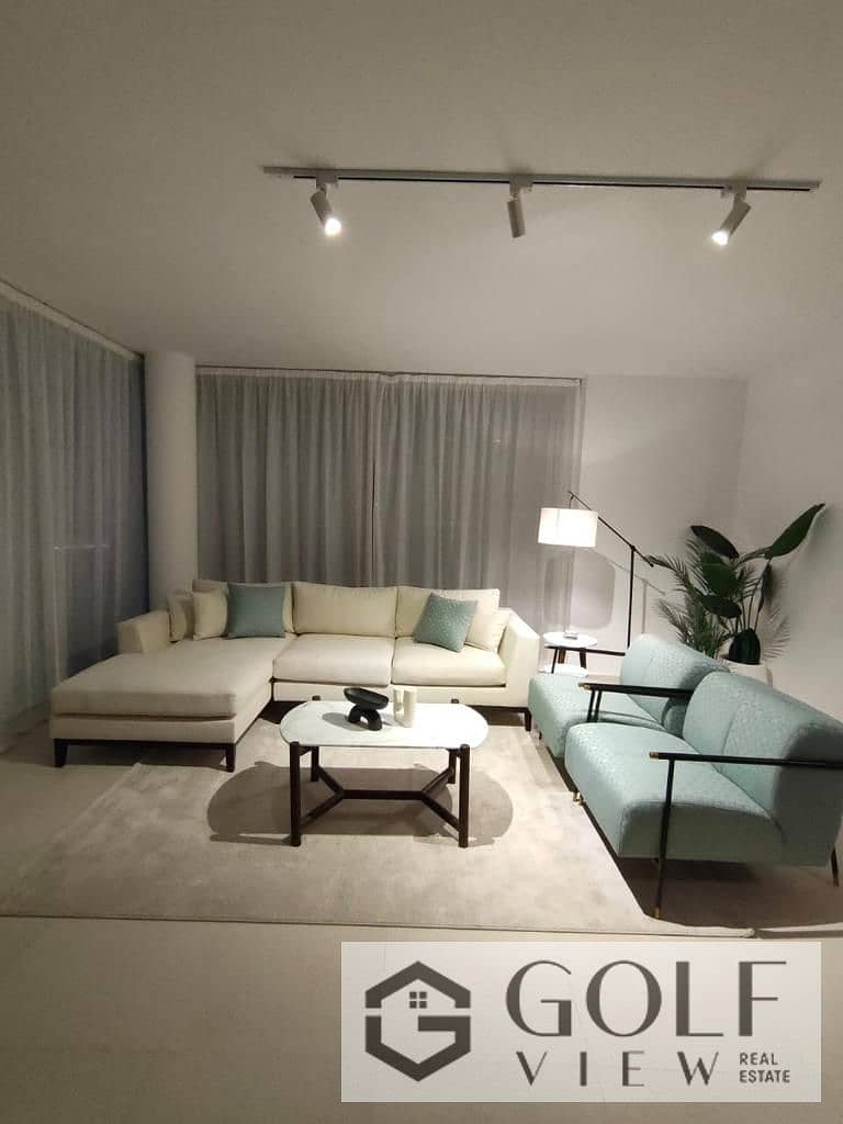 7 04b95edd-0b27-48f0-8de0-83e3adb10e3d. jpg