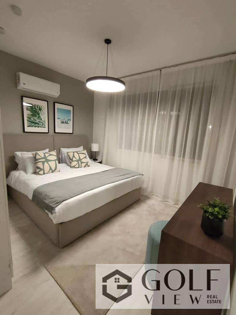 8 e02a2924-14cb-4ea6-8c8d-64f5a3f3c68d. jpg