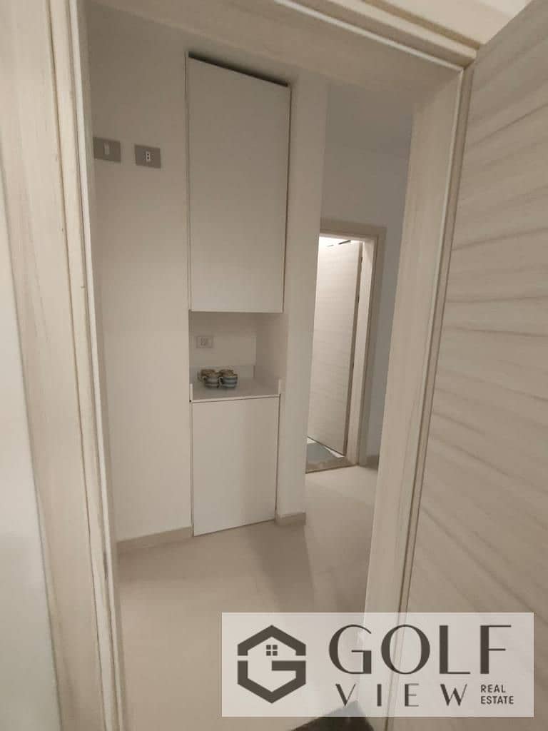 10 f713c48f-bbbd-4e41-8b25-34327cecda18. jpg