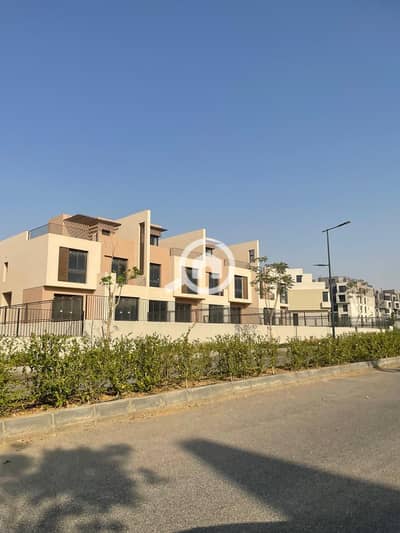 تاون هاوس 4 غرف نوم للبيع في هليوبوليس الجديدة، القاهرة - WhatsApp Image 2026-01-14 at 1.15. 52 PM. jpeg