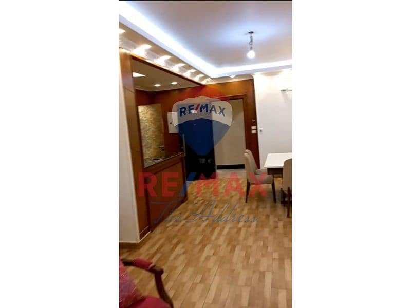 8 e5274d01-0f3f-41f9-ac1f-c642b0e270a3. jpg