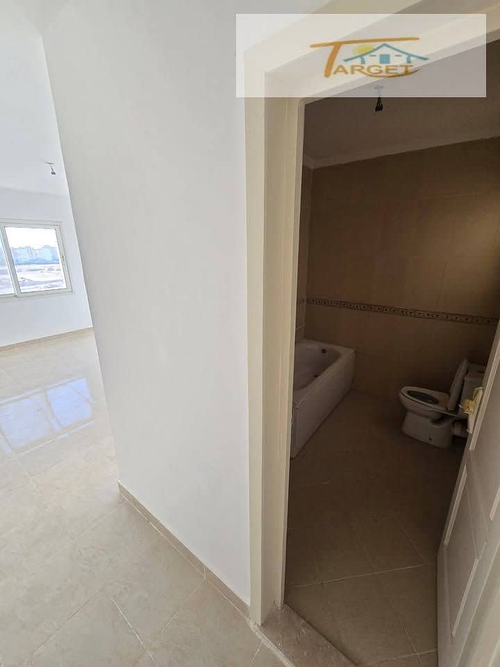 8 618560365_1404438474554594_6642737532003150239_n. jpg