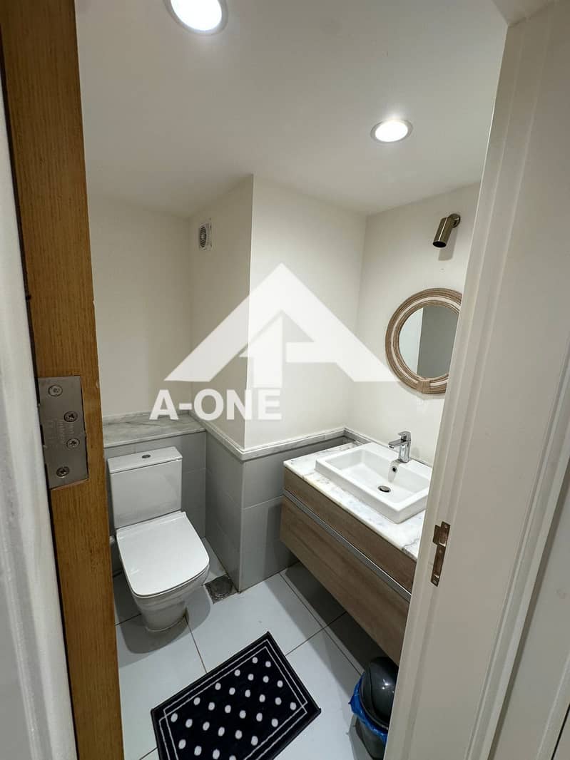 7 058fd62a-0639-4b24-b8cb-83de9293aec7. jpg